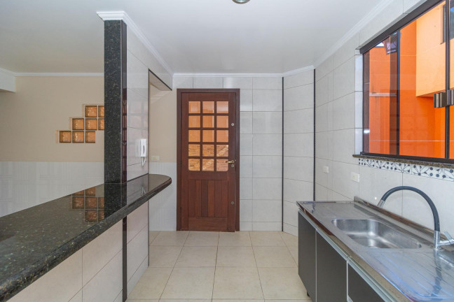 Imagem Sobrado com 4 Quartos para Alugar, 220 m² em Cidade Industrial - Curitiba Imagem Sobrado com 4 Quartos para Alugar, 220 m² em Cidade Industrial - Curitiba