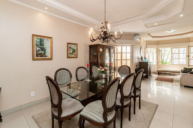 Imagem Casa com 3 Quartos à Venda, 207 m² em Parque Santa Fé - Porto Alegre Imagem Casa com 3 Quartos à Venda, 207 m² em Parque Santa Fé - Porto Alegre