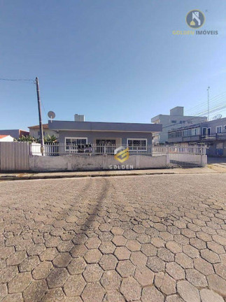 Casa com 3 Quartos à Venda, 120 m² em Perequê - Porto Belo