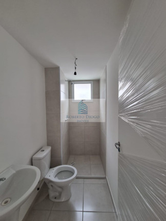 Imagem Imóvel com 2 Quartos à Venda, 48 m² em Taquara - Rio De Janeiro Imagem Imóvel com 2 Quartos à Venda, 48 m² em Taquara - Rio De Janeiro