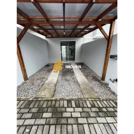 Imagem Casa com 2 Quartos à Venda, 50 m² em Espinheiros - Itajaí Imagem Casa com 2 Quartos à Venda, 50 m² em Espinheiros - Itajaí