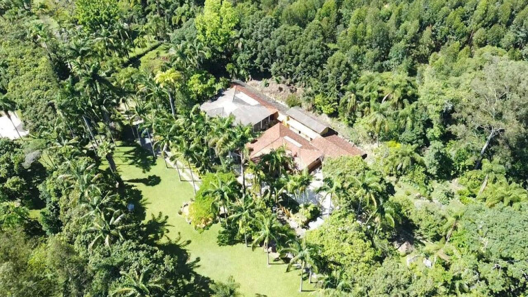 Imagem Chácara com 7 Quartos à Venda, 242.000 m² em Portão - Atibaia Imagem Chácara com 7 Quartos à Venda, 242.000 m² em Portão - Atibaia