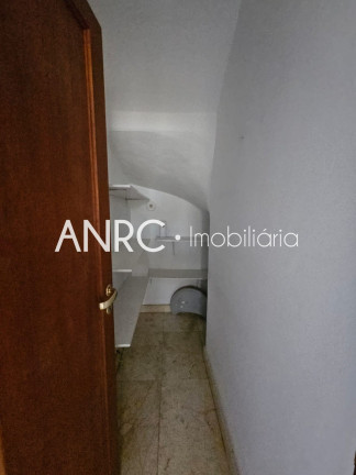 Imagem Casa com 4 Quartos à Venda, 305 m² em Alphaville - Santana De Parnaíba Imagem Casa com 4 Quartos à Venda, 305 m² em Alphaville - Santana De Parnaíba