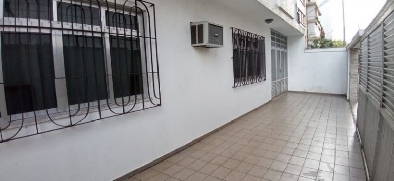 Imagem Casa com 3 Quartos para Alugar, 200 m² em Aparecida - Santos Imagem Casa com 3 Quartos para Alugar, 200 m² em Aparecida - Santos