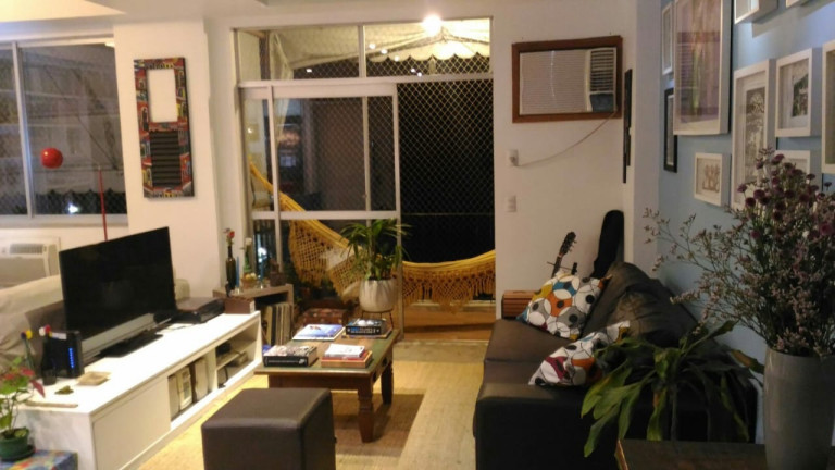 Imagem Imóvel com 2 Quartos à Venda, 92 m² em São Domingos - Niterói Imagem Imóvel com 2 Quartos à Venda, 92 m² em São Domingos - Niterói
