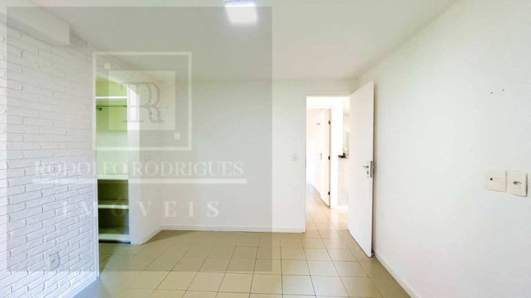 Imagem Apartamento com 2 Quartos à Venda, 65 m² em Meireles - Fortaleza Imagem Apartamento com 2 Quartos à Venda, 65 m² em Meireles - Fortaleza