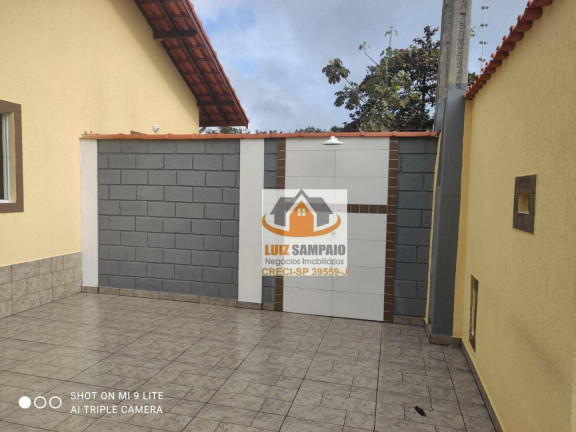 Imagem Casa com 2 Quartos à Venda, 60 m² em Nova Itanhaém - Interior - Itanhaém Imagem Casa com 2 Quartos à Venda, 60 m² em Nova Itanhaém - Interior - Itanhaém