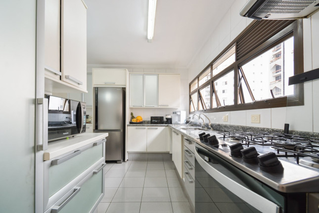 Imagem Apartamento com 3 Quartos à Venda, 127 m² em Moema - São Paulo Imagem Apartamento com 3 Quartos à Venda, 127 m² em Moema - São Paulo
