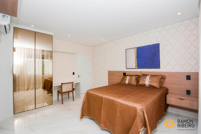 Imagem Imóvel com 6 Quartos à Venda, em Riviera - Bertioga Imagem Imóvel com 6 Quartos à Venda, em Riviera - Bertioga