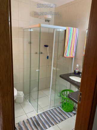 Imagem Sobrado com 4 Quartos à Venda, 279 m² em Vila Lucinda - Santo André Imagem Sobrado com 4 Quartos à Venda, 279 m² em Vila Lucinda - Santo André