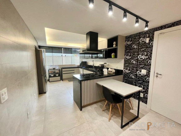 Imagem Casa de Condomínio com 4 Quartos à Venda, 400 m² em Recreio Dos Bandeirantes - Rio De Janeiro
