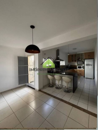Imagem Casa com 3 Quartos à Venda, 250 m² em Jardim Primavera - Jacareí Imagem Casa com 3 Quartos à Venda, 250 m² em Jardim Primavera - Jacareí