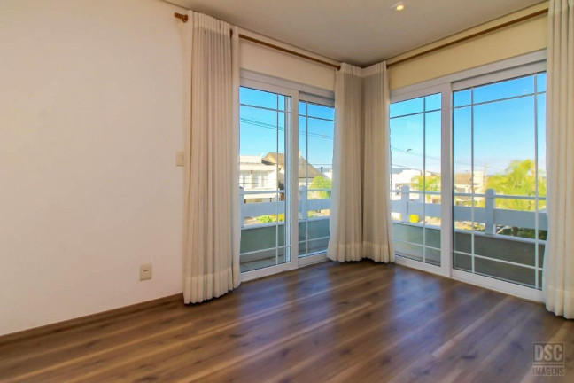 Imagem Casa com 3 Quartos à Venda, 332 m² em Aberta Dos Morros - Porto Alegre Imagem Casa com 3 Quartos à Venda, 332 m² em Aberta Dos Morros - Porto Alegre