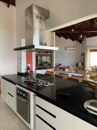 Imagem Cobertura com 4 Quartos à Venda, 250 m² em Praia Grande - Ubatuba