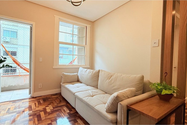 Imagem Apartamento com 2 Quartos à Venda, 76 m² em Centro Histórico - Porto Alegre Imagem Apartamento com 2 Quartos à Venda, 76 m² em Centro Histórico - Porto Alegre