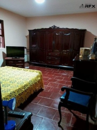 Imagem Casa com 3 Quartos à Venda, 420 m² em Piratininga - Niterói