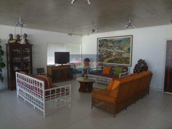 Imagem Casa com 5 Quartos à Venda, 450 m² em Enseada - Guarujá Imagem Casa com 5 Quartos à Venda, 450 m² em Enseada - Guarujá