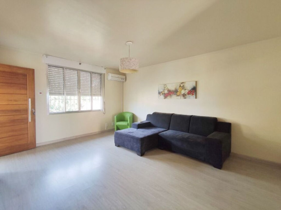 Imagem Casa com 4 Quartos à Venda, 256 m² em Glória - Porto Alegre Imagem Casa com 4 Quartos à Venda, 256 m² em Glória - Porto Alegre