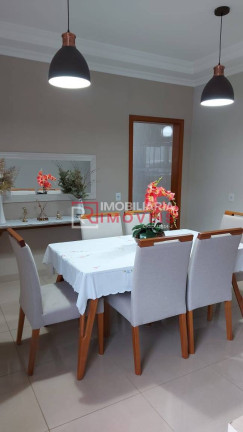 Imagem Casa com 3 Quartos à Venda, 400 m² em Jardim Das Palmeiras - Lucas Do Rio Verde Imagem Casa com 3 Quartos à Venda, 400 m² em Jardim Das Palmeiras - Lucas Do Rio Verde