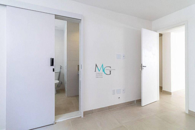Imagem Apartamento com 4 Quartos à Venda, 155 m² em Lagoa - Rio De Janeiro Imagem Apartamento com 4 Quartos à Venda, 155 m² em Lagoa - Rio De Janeiro