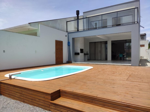 Imagem Casa com 3 Quartos para Alugar,  em Praia Da Pinheira - Palhoça