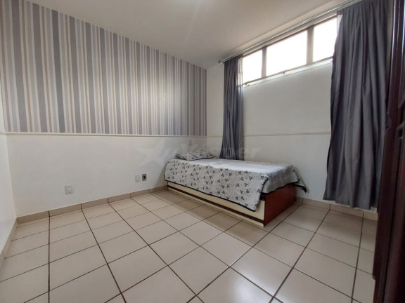 Imagem Sobrado com 4 Quartos à Venda, 348 m² em Setor Bueno - Goiânia Imagem Sobrado com 4 Quartos à Venda, 348 m² em Setor Bueno - Goiânia