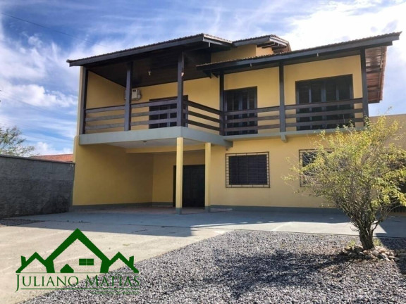 Sobrado com 4 Quartos à Venda, 360 m² em Salinas - Balneário Barra Do Sul