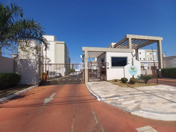Imagem Apartamento com 2 Quartos para Alugar, 50 m² em Recreio Dos Bandeirantes - Uberaba Imagem Apartamento com 2 Quartos para Alugar, 50 m² em Recreio Dos Bandeirantes - Uberaba