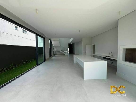 Imagem Casa de Condomínio com 4 Quartos à Venda, 419 m² em Condomínio Florais Cuiabá Residencial - Cuiabá Imagem Casa de Condomínio com 4 Quartos à Venda, 419 m² em Condomínio Florais Cuiabá Residencial - Cuiabá