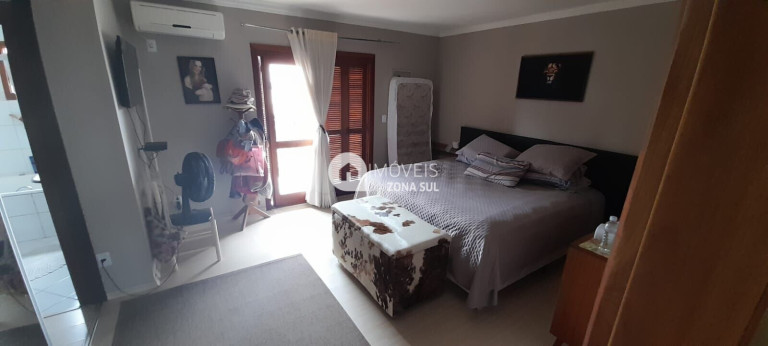 Imagem Casa com 3 Quartos à Venda, 179 m²