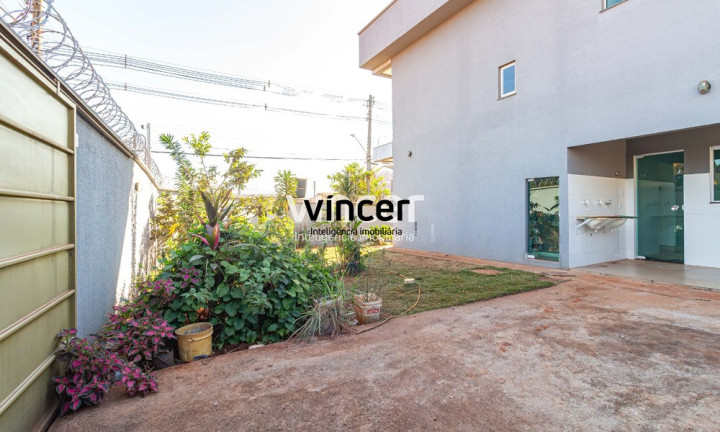Imagem Casa com 3 Quartos à Venda, 158 m² em Setor Santos Dumont - Goiânia Imagem Casa com 3 Quartos à Venda, 158 m² em Setor Santos Dumont - Goiânia