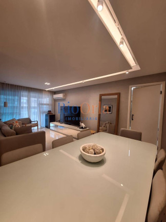 Imagem Apartamento com 4 Quartos à Venda, 149 m² em Barra Da Tijuca - Rio De Janeiro