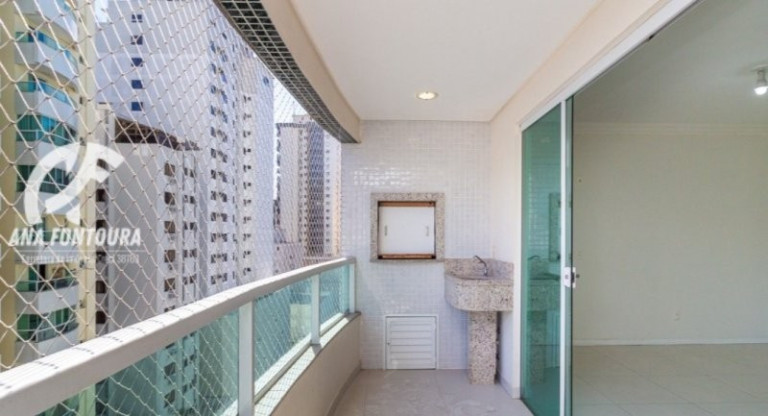 Imagem Apartamento com 4 Quartos à Venda, 123 m² em Centro - Balneário Camboriú Imagem Apartamento com 4 Quartos à Venda, 123 m² em Centro - Balneário Camboriú