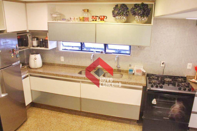 Imagem Apartamento com 4 Quartos à Venda, 274 m² em Meireles - Fortaleza Imagem Apartamento com 4 Quartos à Venda, 274 m² em Meireles - Fortaleza