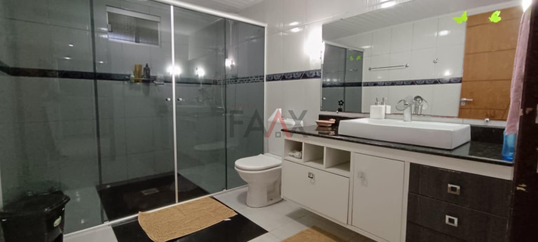 Imagem Casa com 4 Quartos à Venda, 255 m² em Boqueirão - Guarapuava Imagem Casa com 4 Quartos à Venda, 255 m² em Boqueirão - Guarapuava