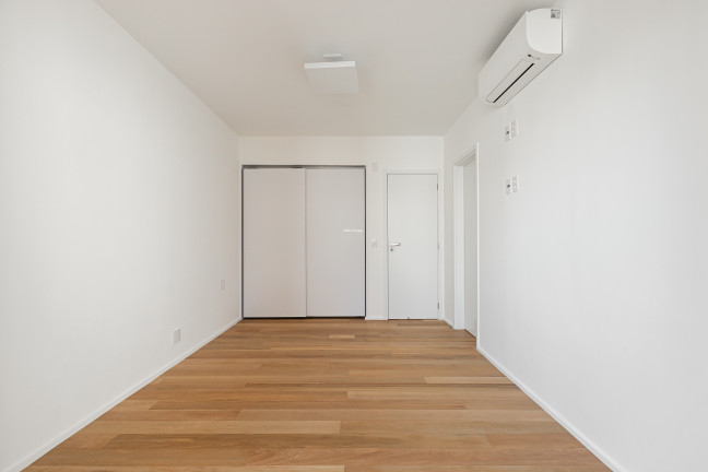 Imagem Imóvel com 3 Quartos à Venda, 151 m² em Vila Nova Conceição - São Paulo