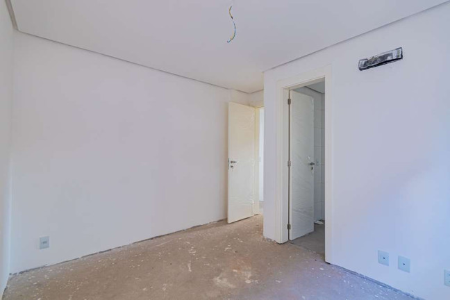 Imagem Imóvel com 3 Quartos à Venda, em Petrópolis - Porto Alegre Imagem Imóvel com 3 Quartos à Venda, em Petrópolis - Porto Alegre