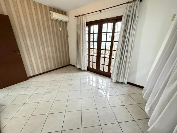 Imagem Casa com 4 Quartos à Venda, 223 m² em Pedra Branca - Palhoça