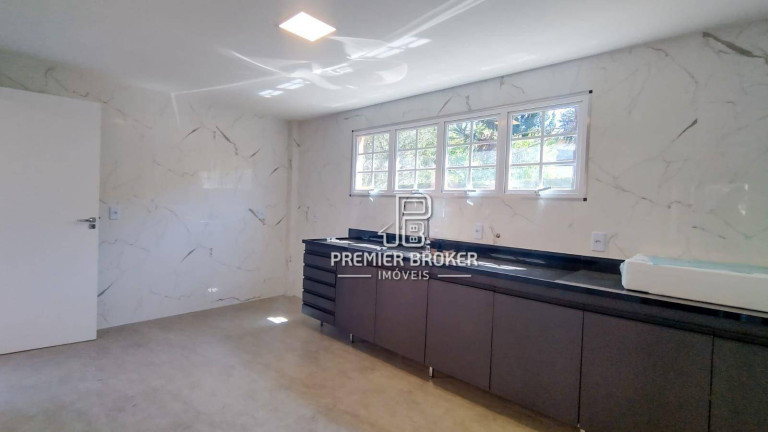 Imagem Casa com 4 Quartos à Venda, 263 m² em Iucas - Teresópolis Imagem Casa com 4 Quartos à Venda, 263 m² em Iucas - Teresópolis