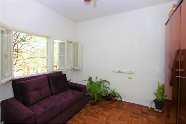 Imagem Imóvel com 2 Quartos à Venda, em Petrópolis - Porto Alegre Imagem Imóvel com 2 Quartos à Venda, em Petrópolis - Porto Alegre