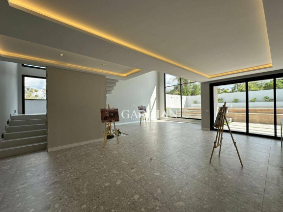 Imagem Casa com 3 Quartos à Venda, 388 m² em Vila Dos Pinheiros - Indaiatuba Imagem Casa com 3 Quartos à Venda, 388 m² em Vila Dos Pinheiros - Indaiatuba
