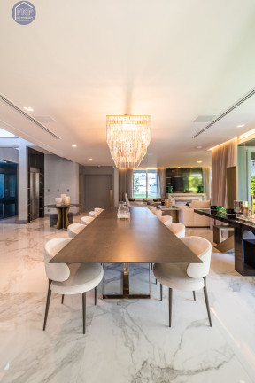 Imagem Casa com 7 Quartos à Venda, 780 m² em Jurerê Internacional - Florianópolis