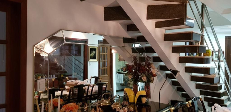 Imagem Sobrado com 3 Quartos à Venda, 375 m² em Jardim Imperador - Suzano