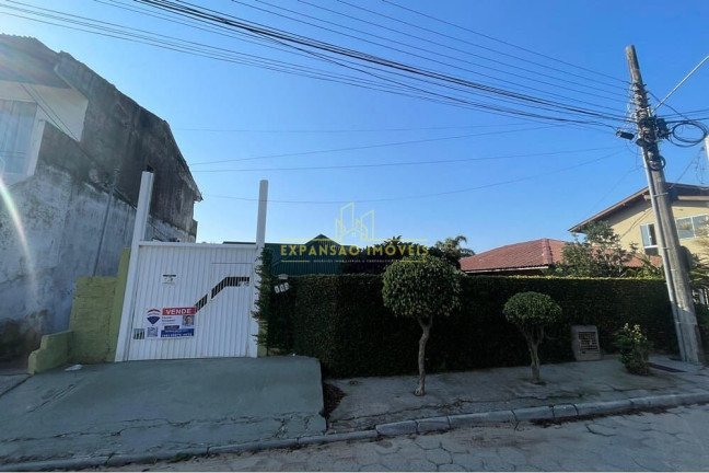 Imagem Casa com 2 Quartos à Venda, 96 m² em São João Do Rio Vermelho - Florianópolis Imagem Casa com 2 Quartos à Venda, 96 m² em São João Do Rio Vermelho - Florianópolis