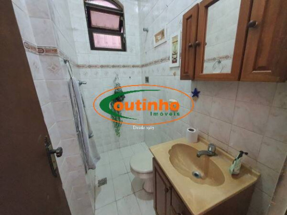 Imagem Casa com 4 Quartos à Venda, 209 m² em Tijuca - Rio De Janeiro Imagem Casa com 4 Quartos à Venda, 209 m² em Tijuca - Rio De Janeiro