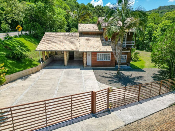 Imagem Casa com 3 Quartos à Venda, 160 m² em Centro - Lacerdópolis Imagem Casa com 3 Quartos à Venda, 160 m² em Centro - Lacerdópolis