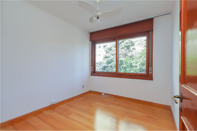 Imagem Apartamento com 3 Quartos à Venda, 135 m² em Higienópolis - Porto Alegre Imagem Apartamento com 3 Quartos à Venda, 135 m² em Higienópolis - Porto Alegre