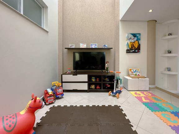 Imagem Casa com 3 Quartos à Venda, 334 m² em Capoeiras - Florianópolis Imagem Casa com 3 Quartos à Venda, 334 m² em Capoeiras - Florianópolis