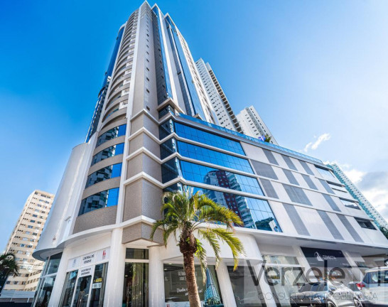 Apartamento com 4 Quartos à Venda, 160 m² em Pioneiros - Balneário Camboriú