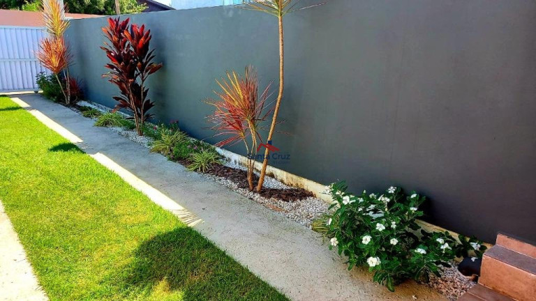 Imagem Casa com 3 Quartos à Venda, 182 m² em São João Do Rio Vermelho - Florianópolis